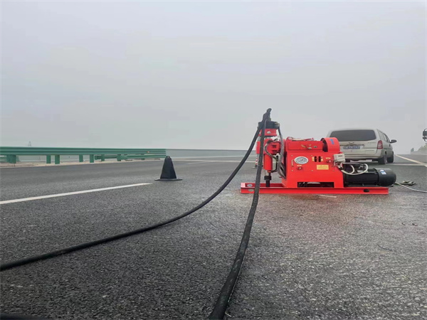 惠农马路路基路面开裂下沉注浆加固灌浆