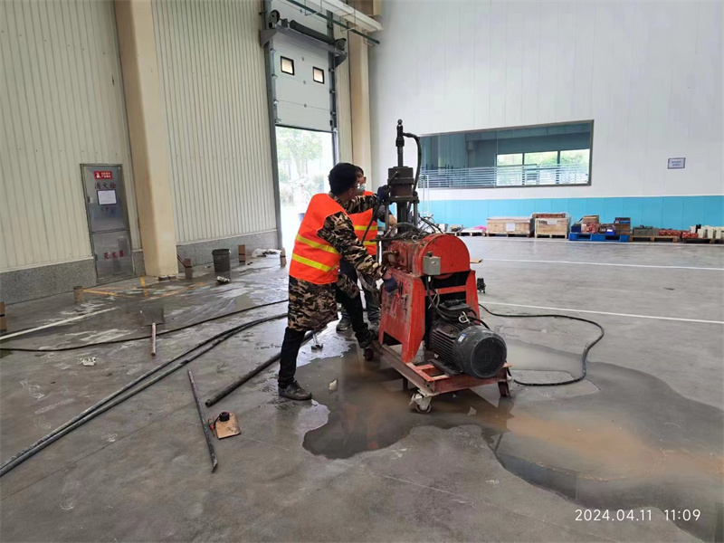 惠农厂房地面下沉塌陷注浆加固施工